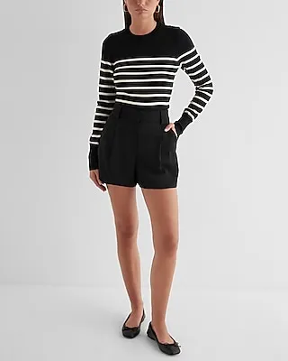 Stylist High Waisted Pleated Shorts Women's