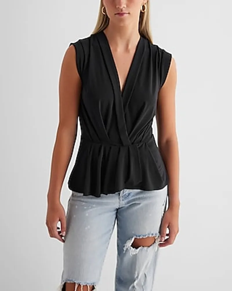 Skimming V-Neck Pleated Peplum Top Black Women's