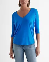 Relaxed V-Neck Three Quarter Sleeve London Tee Women's