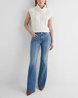 Mid Rise Medium Wash Pintuck Raw Hem Curvy FlexX '70S Flare Jeans, Women's Size:L