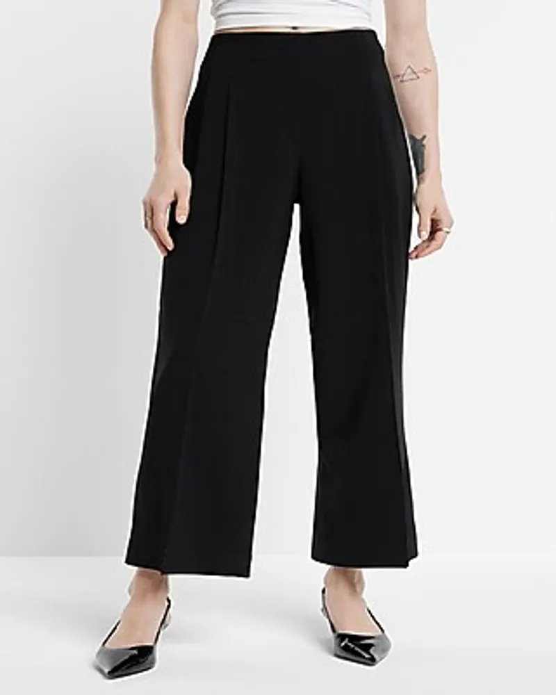 Vince | Tapered Stove Pipe Pant in Black | Vince Unfold