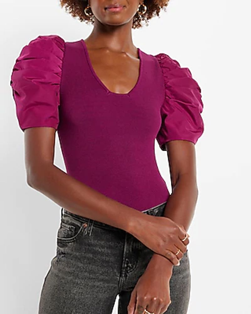 Ruched Short Sleeve V-Neck Sweater