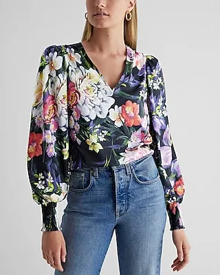 Floral V-Neck Long Sleeve Smocked Cuff Top