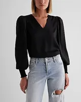 V-Neck Long Sleeve Smocked Cuff Top Women's XS