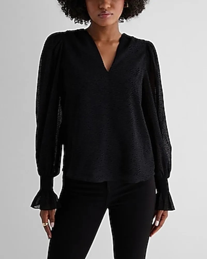 Textured V-Neck Long Sleeve Smocked Ruffle Cuff Top Black Women's XS