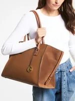 Très grand sac fourre-tout Avril en cuir à fermeture éclair sur le dessus