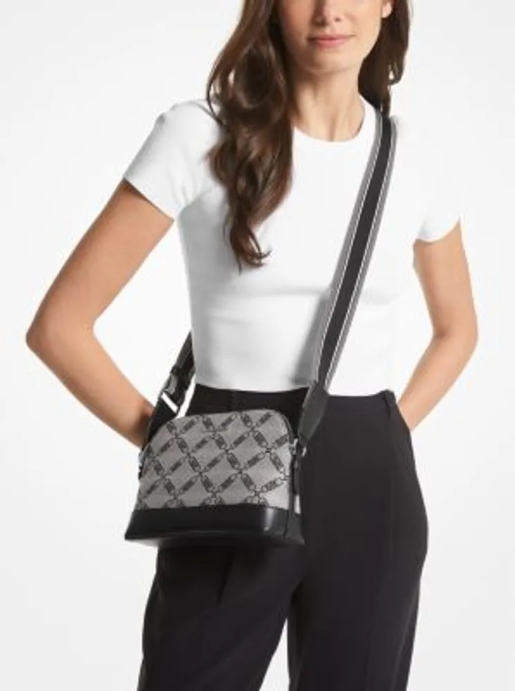 Grand sac à bandoulière arrondi Jet Set en jacquard à logo empire