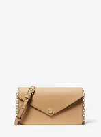 Petit sac enveloppe à bandoulière en cuir Saffiano