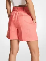 Short en lin à ceinture