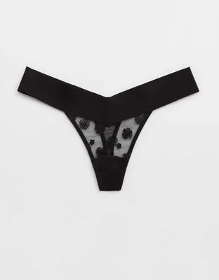 SMOOTHEZ Lace No Show Thong Underwear