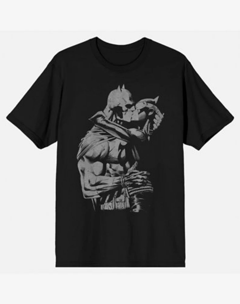 Batman and Catwoman Kissing T Shirt