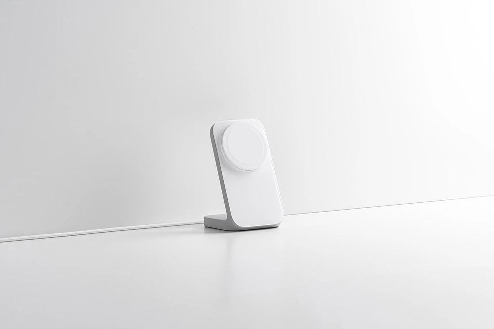 Nomad Stand One with MagSafe