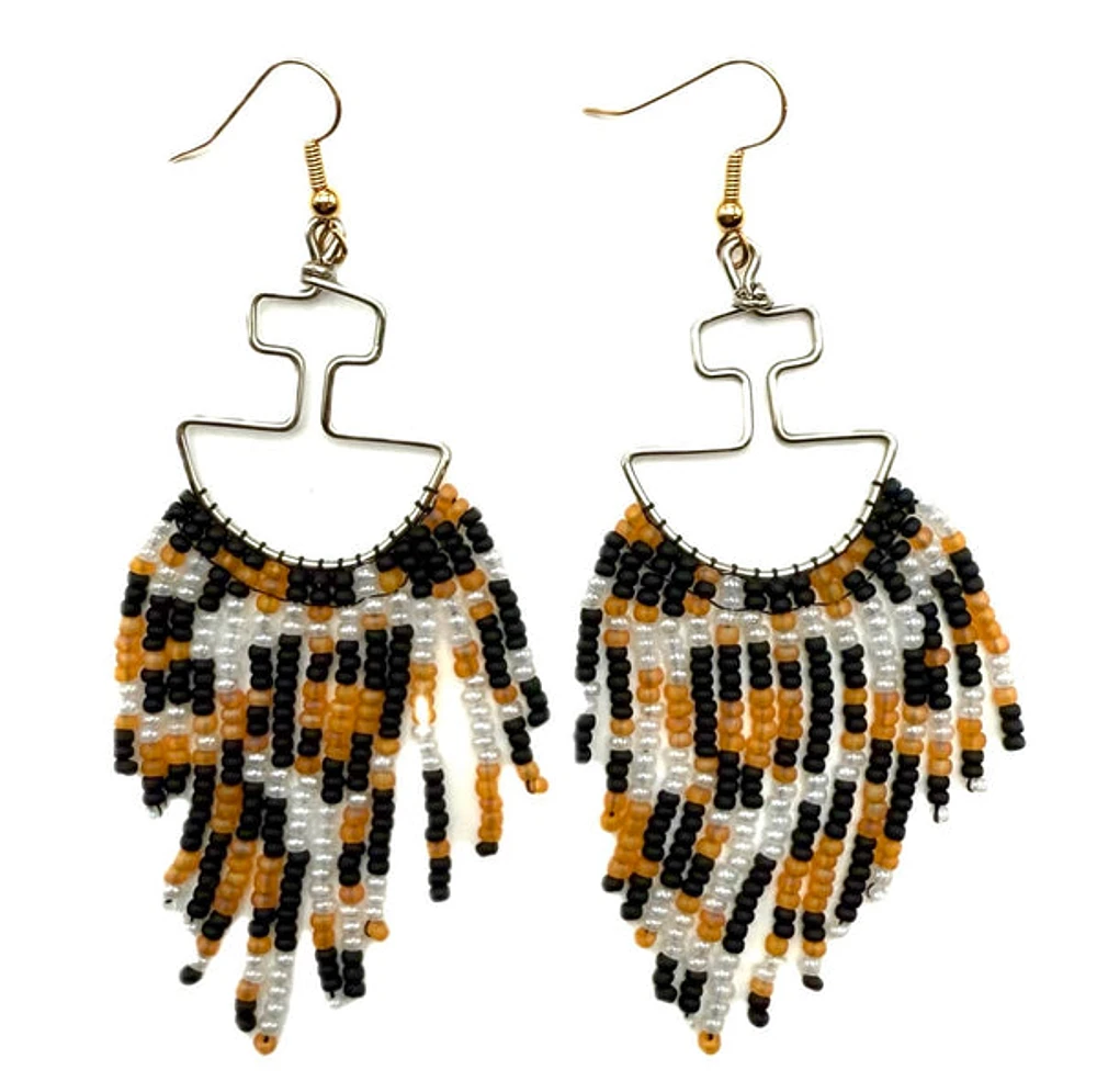 Beaded Earrings - Mary Qitsualuk