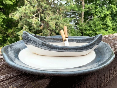 Canoe On A Lake Dip Set - Glacier