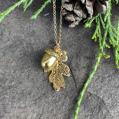 Gold Oak Leaf & Acorn Pendant