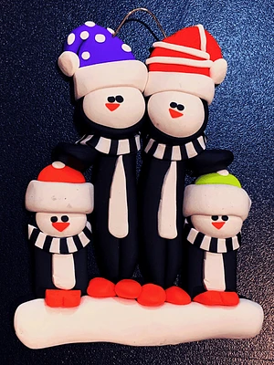 Penguin Family of Ornament