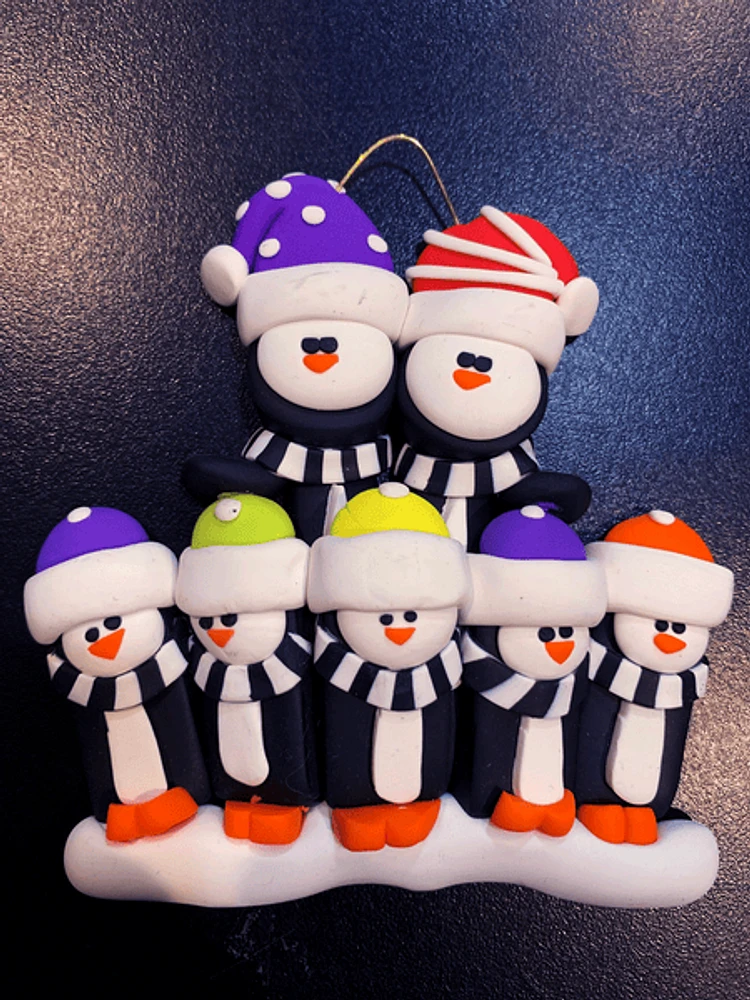 Penguin Family of Ornament