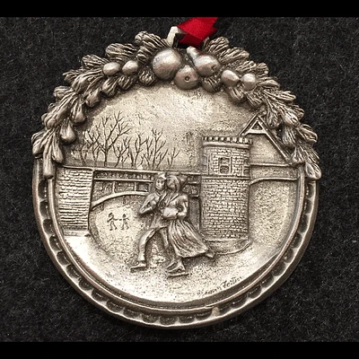 Ottawa's Pretoria Bridge Pewter Ornament