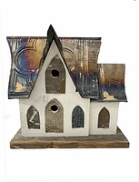 Old Country Farm Birdhouse