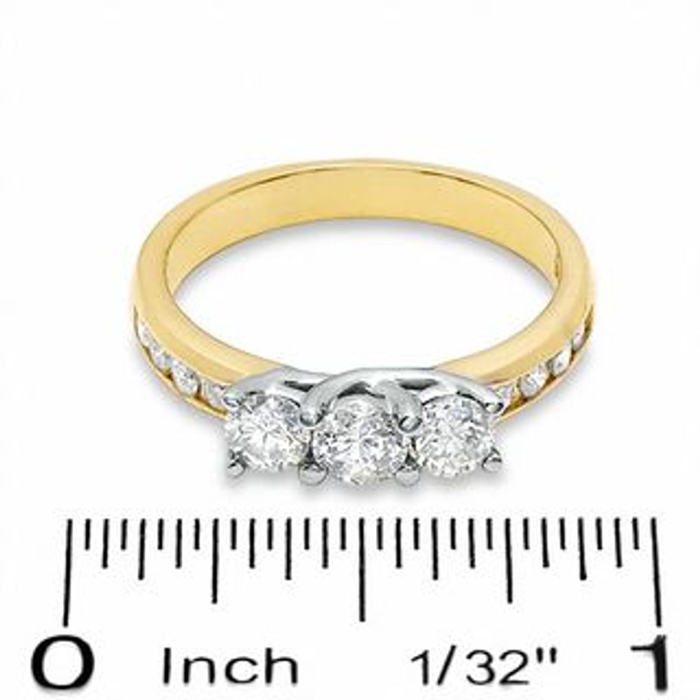 Peoples Jewellers Previously Owned - 0.95 CT. T.W. Diamond Linear Past  Present Future® Collar Engagement Ring in 14K Gold|Peoples Jewellers |  Scarborough Town Centre