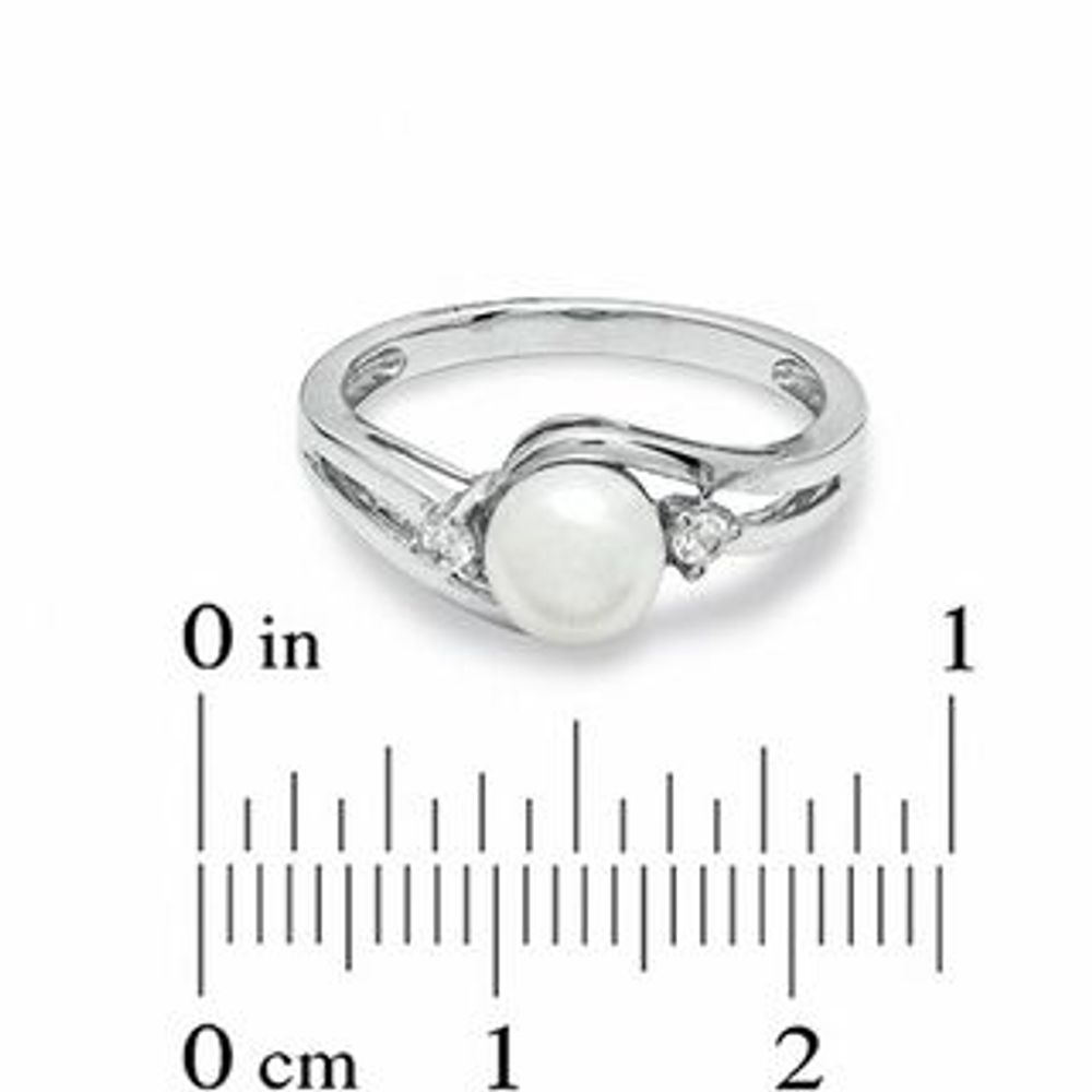 6.0mm Freshwater Cultured Pearl and White Sapphire Ring in 10K White Gold|Peoples Jewellers