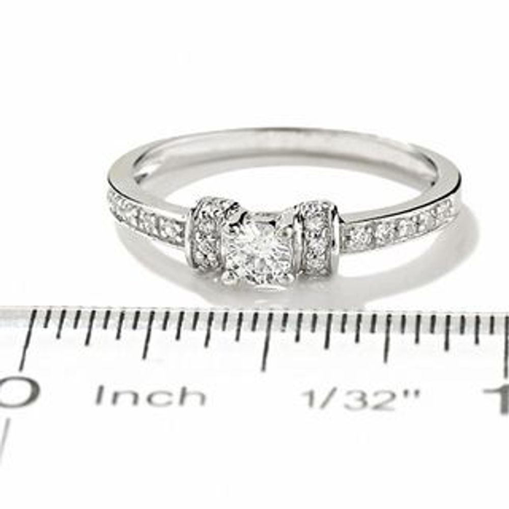 0.20 CT. T.W. Diamond Promise Ring in 10K White Gold|Peoples Jewellers