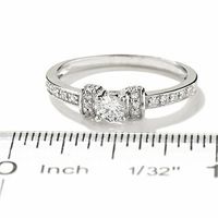 0.20 CT. T.W. Diamond Promise Ring in 10K White Gold|Peoples Jewellers