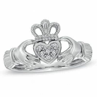 Heart-Shaped Multi-Diamond Accent Claddagh Ring in 10K Gold|Peoples Jewellers
