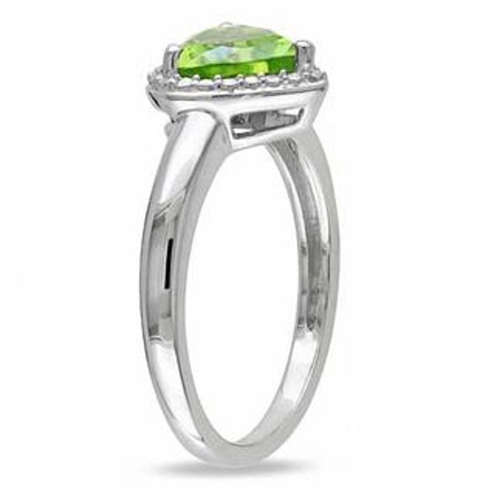 7.0mm Heart-Shaped Peridot Ring in Sterling Silver|Peoples Jewellers