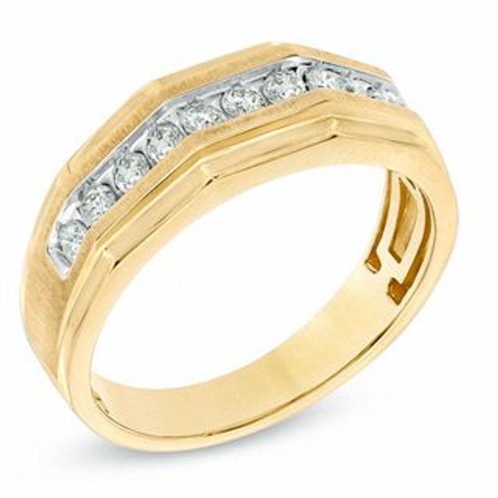 Men's 0.50 CT. T.W. Diamond Ring in 10K Gold|Peoples Jewellers