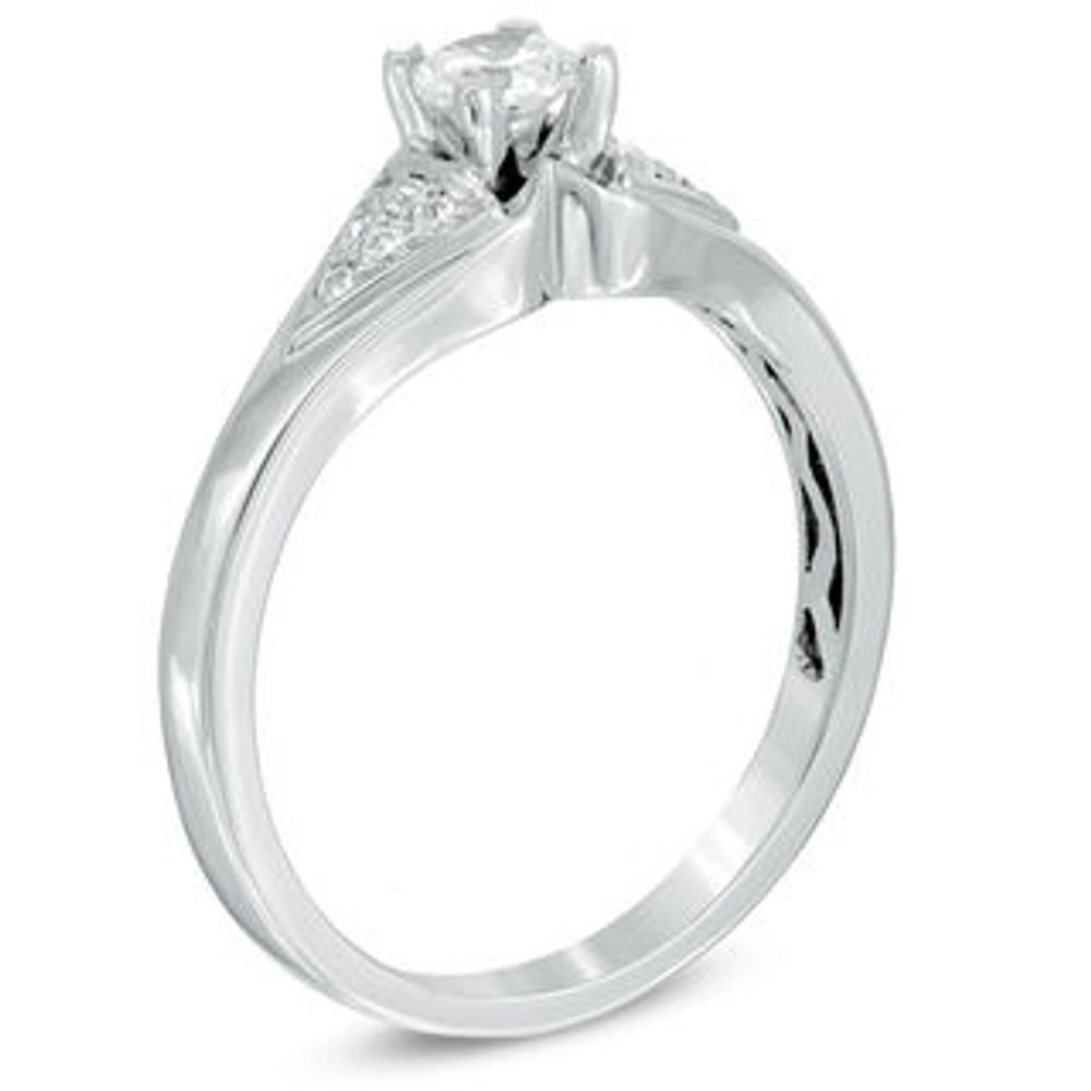 0.33 CT. T.W. Diamond Promise Ring in 10K White Gold|Peoples Jewellers