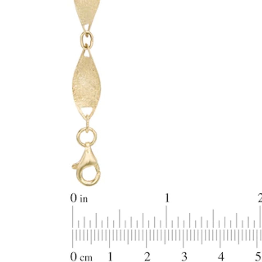 Oblong Link Twist Bracelet in 10K Gold - 7.25"|Peoples Jewellers