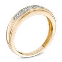 Men's 0.25 CT. T.W. Diamond Comfort Fit Anniversary Band in 10K Gold|Peoples Jewellers