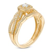 0.36 CT. T.W. Diamond Cushion Frame Vintage-Style Twist Shank Bridal Set in 10K Gold|Peoples Jewellers