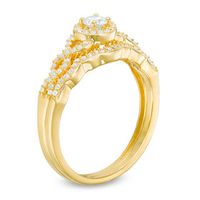 0.37 CT. T.W. Diamond Frame Twist Bridal Set in 10K Gold|Peoples Jewellers