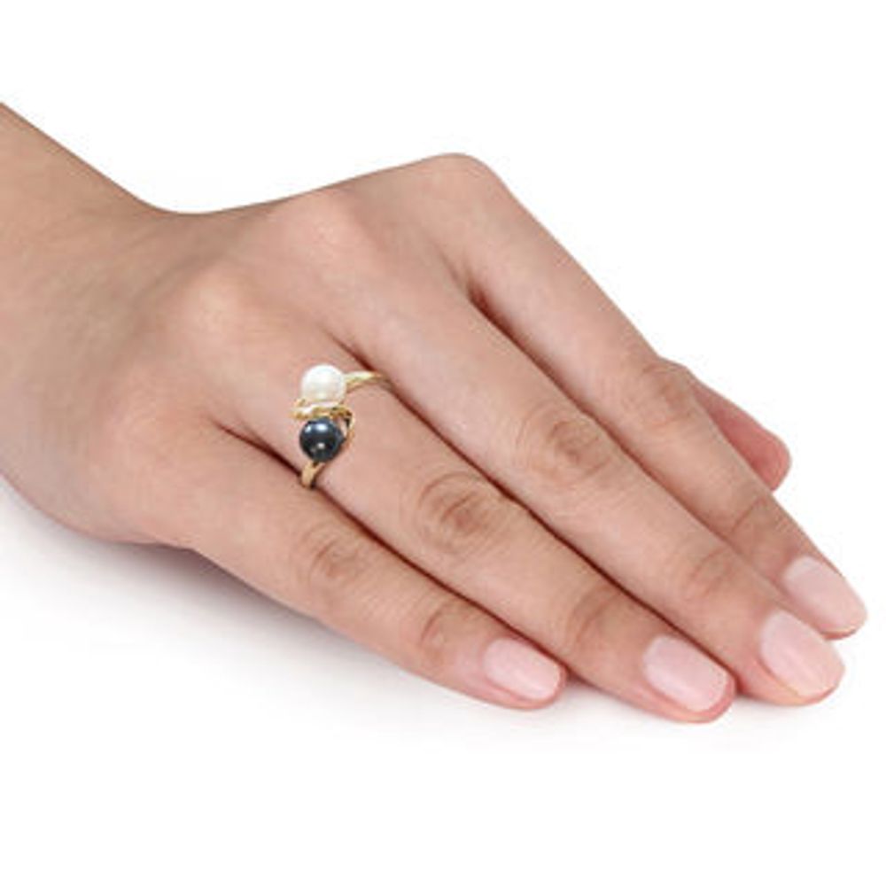 5.5-6.0mm Button White and Dyed Black Freshwater Cultured Pearl Bypass Ring in 10K Gold|Peoples Jewellers