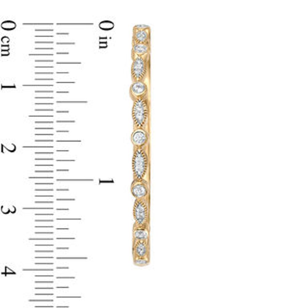 0.37 CT. T.W. Diamond Alternating Geometric Hoop Earrings in 10K Gold|Peoples Jewellers