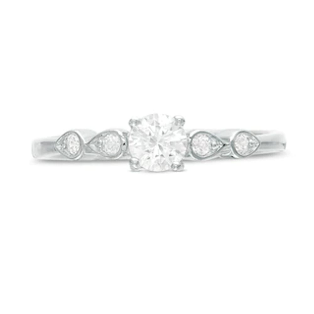 0.29 CT. T.W. Diamond Petal-Sides Engagement Ring in 10K Gold|Peoples Jewellers