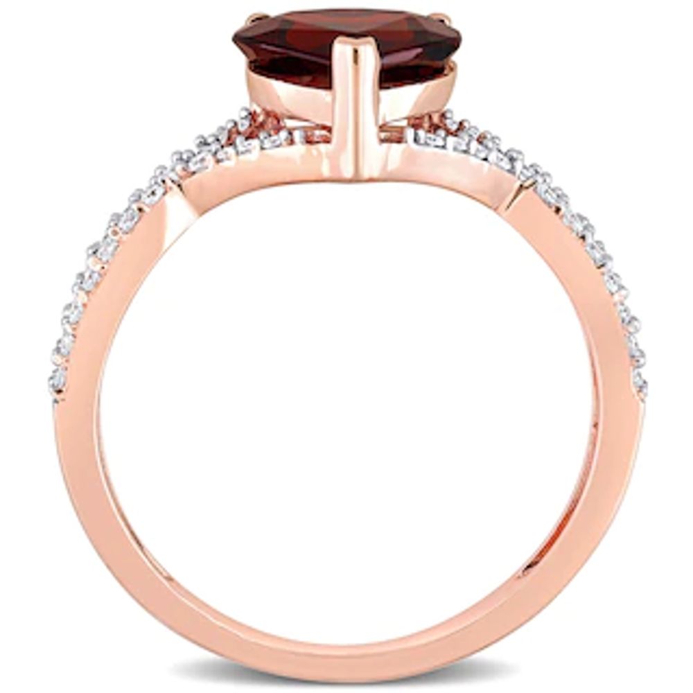 8.0mm Heart-Shaped Garnet and 0.20 CT. T.W. Diamond Twist Split Shank Ring in 14K Rose Gold|Peoples Jewellers