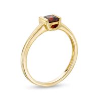 4.0mm Princess-Cut Garnet Solitaire Channel-Set Ring in 10K Gold|Peoples Jewellers