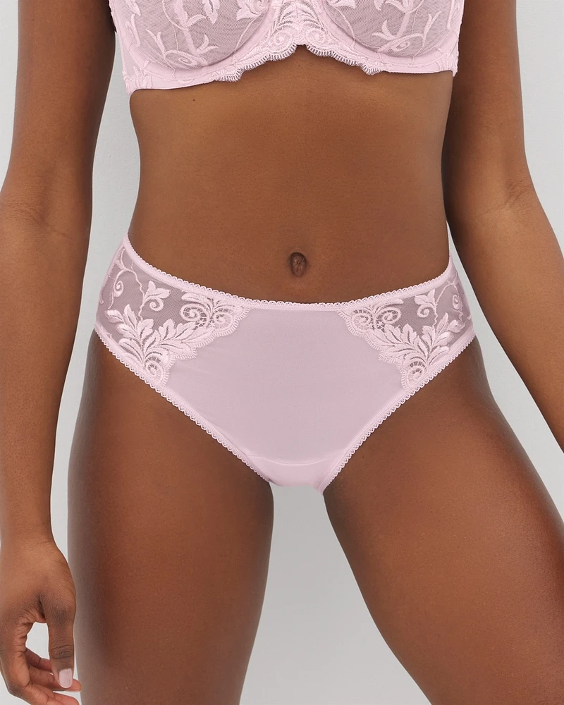 Vanishing Edge Hipster Panty with Sensuous Lace