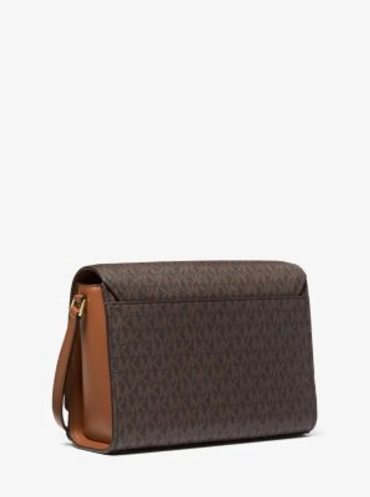 Michael kors logo hot sale messenger bag