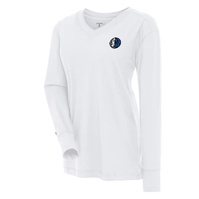Antigua Dallas Mavericks Symbolic Long Sleeve V-Neck Top