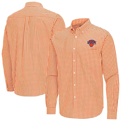 Antigua New York Knicks Ellis Woven Tri-Blend Button-Down Shirt