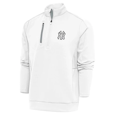 Antigua New York Yankees Metallic Generation Quarter-Zip Pullover Top
