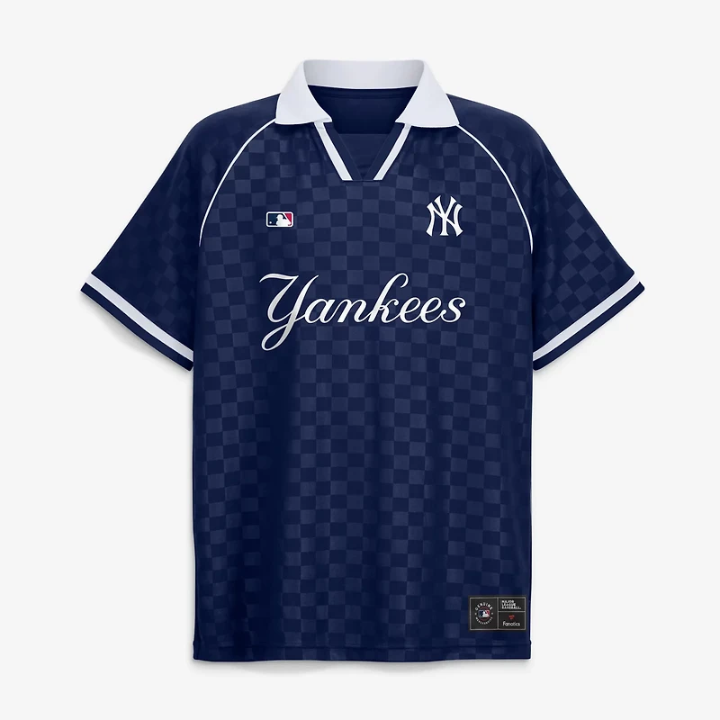 Fanatics New York Yankees Homerun Raglan V-Neck Polo