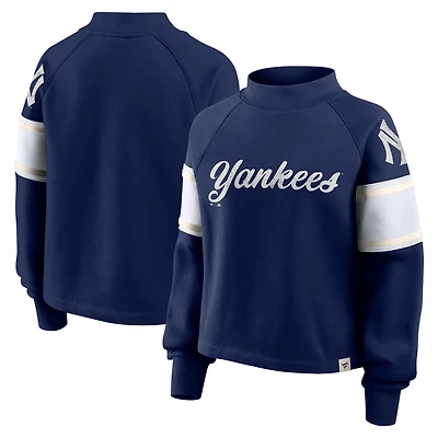 Fanatics New York Yankees Oversized Toss Sweep Raglan Pullover Sweatshirt