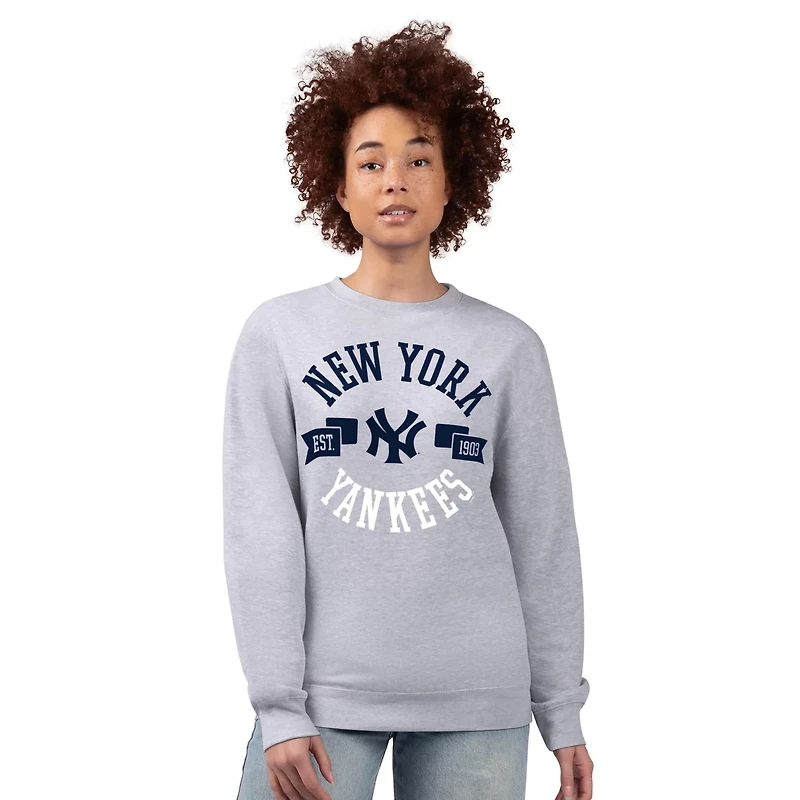 G-III 4Her by Carl Banks New York Yankees Team Logo Fleece Pullover Sweatshirt