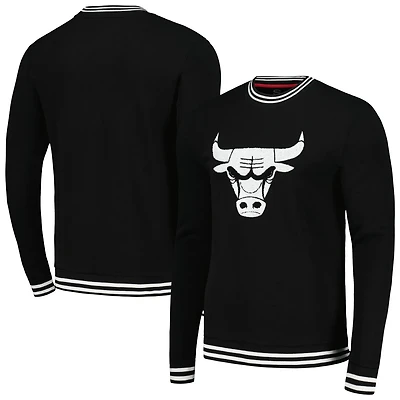 Men's Stadium Essentials Chicago Bulls Club Level Pullover Sweatshirt