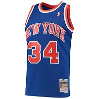 Mitchell  Ness Charles Oakley New York Knicks Hardwood Classics Swingman Jersey
